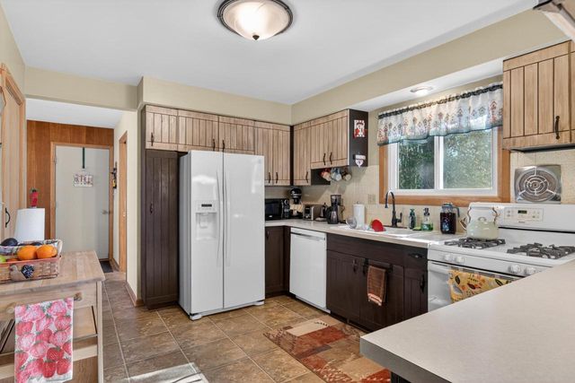 2915 S 16th STREET, Sheboygan, WI 53081