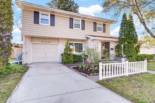 2915 S 16th STREET, Sheboygan, WI 53081
