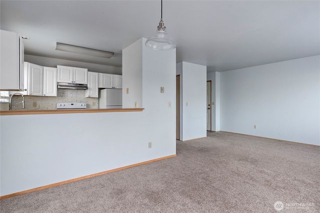 441 NE Kettle Street, Oak Harbor, WA 98277
