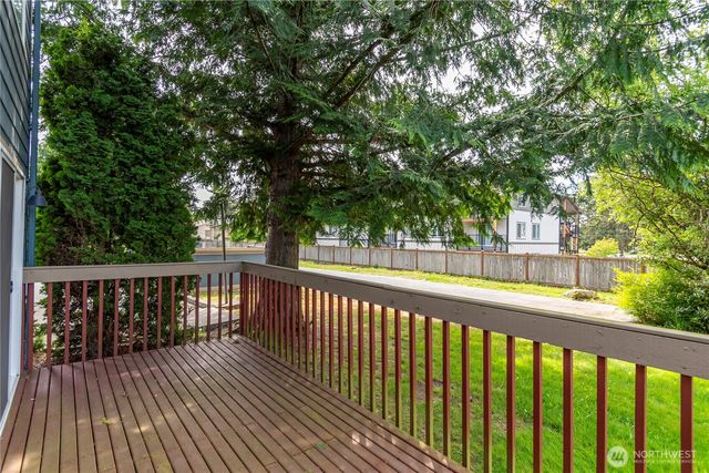 441 NE Kettle Street, Oak Harbor, WA 98277