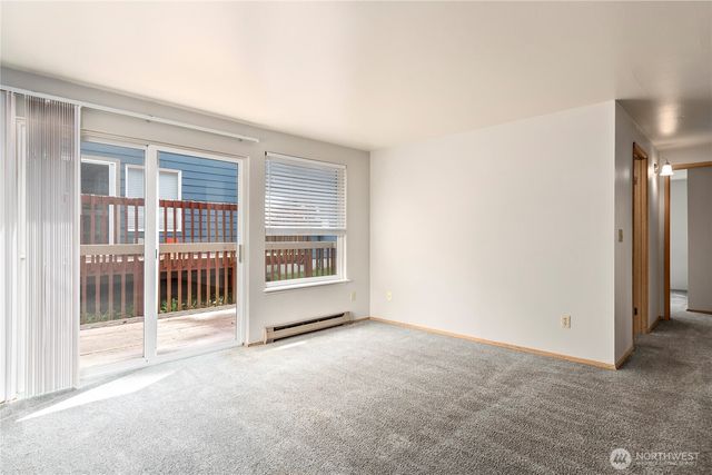 441 NE Kettle Street, Oak Harbor, WA 98277