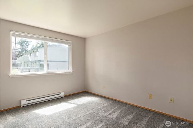 441 NE Kettle Street, Oak Harbor, WA 98277