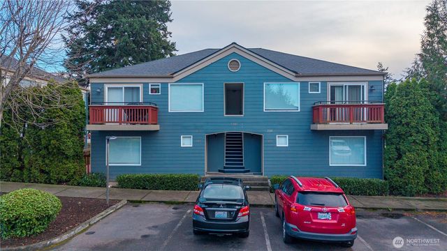441 NE Kettle Street, Oak Harbor, WA 98277