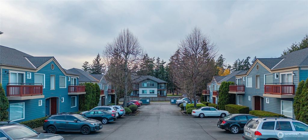 441 NE Kettle Street, Oak Harbor, WA 98277