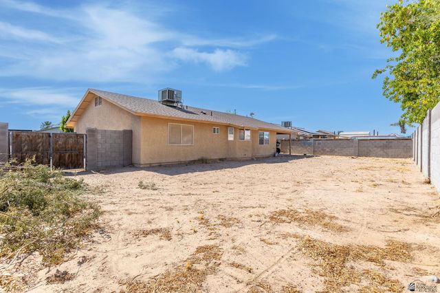 4089 S Jojoba Ave, Yuma, AZ 85365