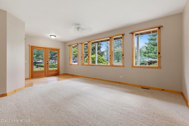 10392 N Morris RD, Hayden, ID 83835
