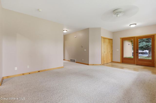 10392 N Morris RD, Hayden, ID 83835