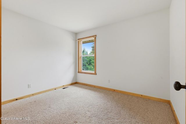 10392 N Morris RD, Hayden, ID 83835