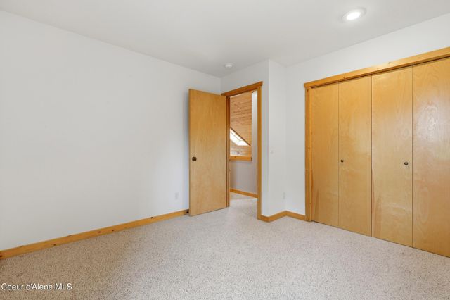 10392 N Morris RD, Hayden, ID 83835