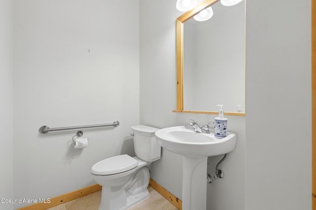 10392 N Morris RD, Hayden, ID 83835
