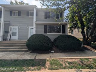 44 Davids Court, South Brunswick, NJ 08512
