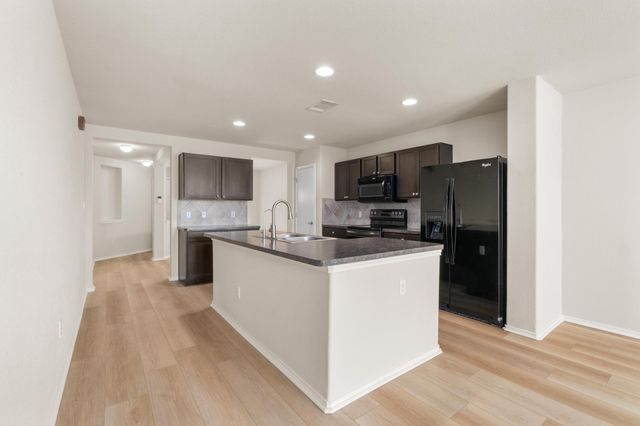 12916 Snow LN, Manor, TX 78653
