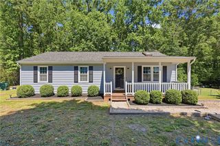 15707 Roland View Dr, Chester, VA 23831