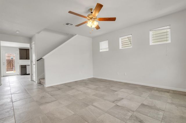 1039 Sand Post PL, San Marcos, TX 78666