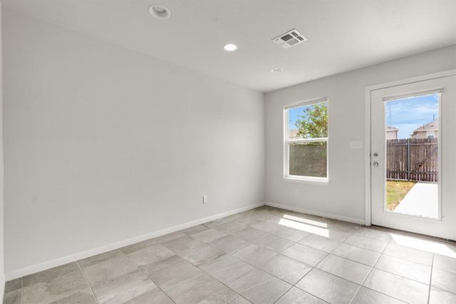 1039 Sand Post PL, San Marcos, TX 78666