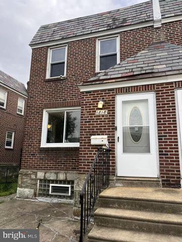 1818 STRAHLE ST, Philadelphia, PA 19152