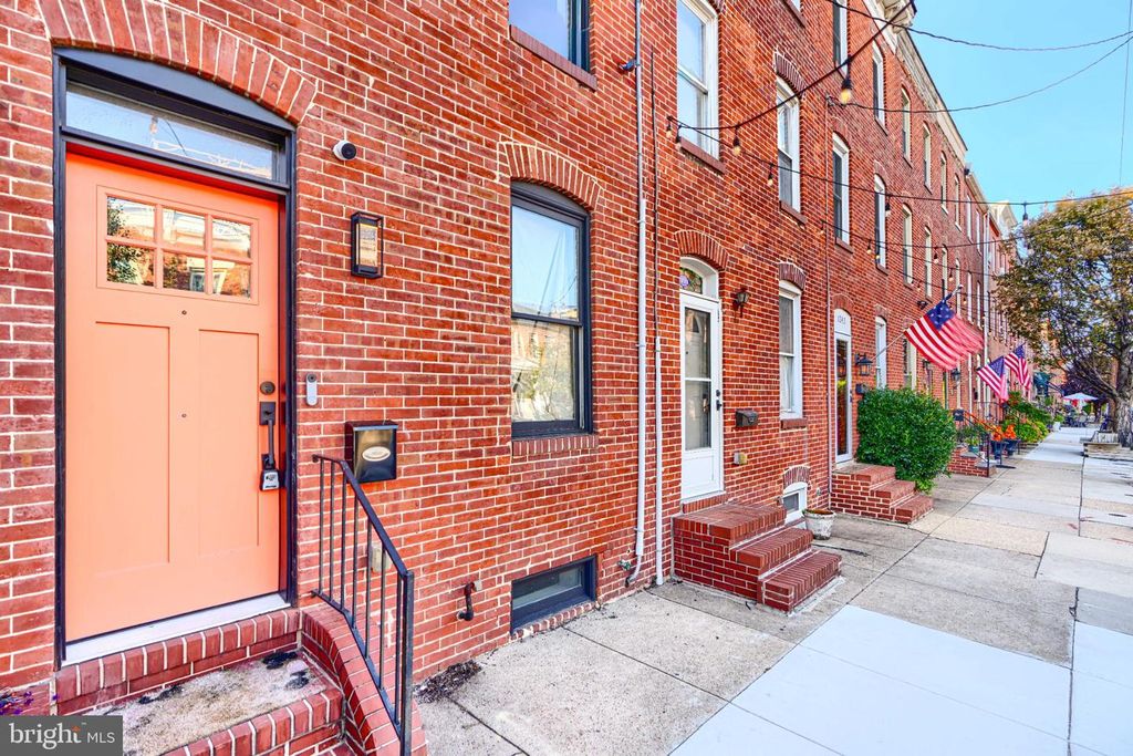 1246 HULL ST, Baltimore, MD 21230