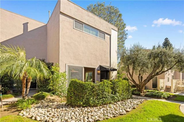 573 Fairview Avenue, Arcadia, CA 91007
