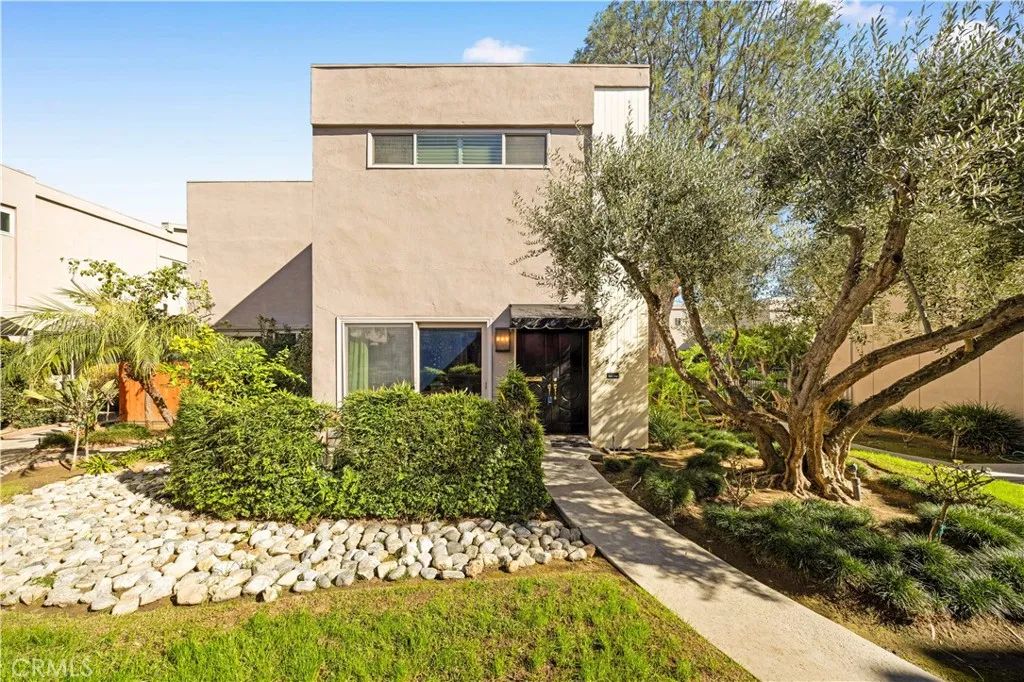 573 Fairview Avenue, Arcadia, CA 91007