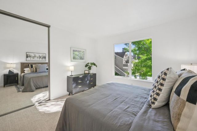 160 Reflections Drive 24, San Ramon, CA 94583