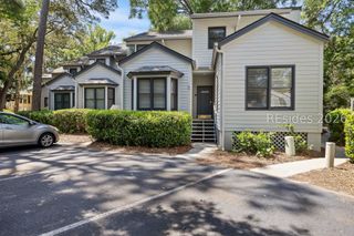 19 Lemoyne Ave Apt 91, Hilton Head Island, SC 29928