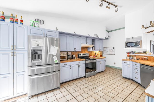 216 16TH AVENUE SE, St Petersburg, FL 33701