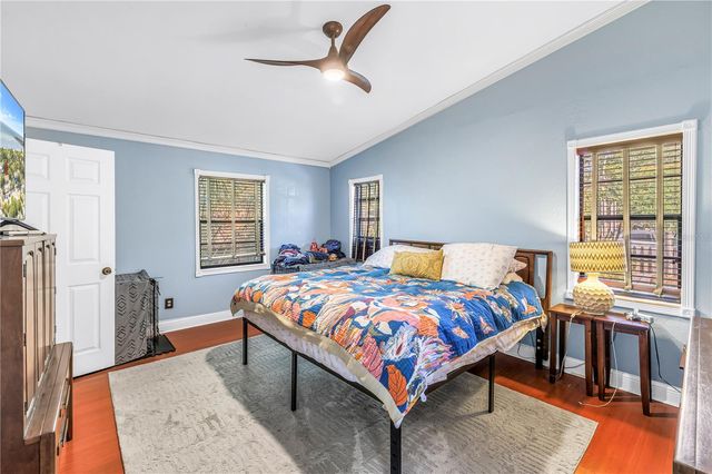 216 16TH AVENUE SE, St Petersburg, FL 33701