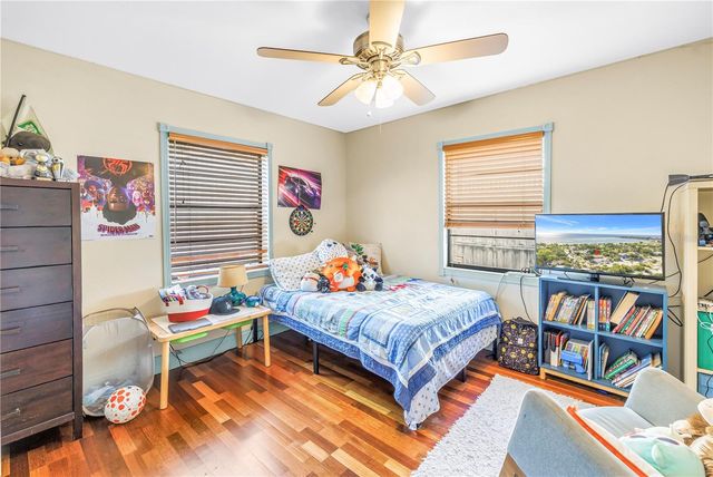 216 16TH AVENUE SE, St Petersburg, FL 33701