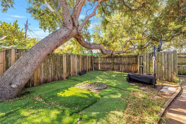 216 16TH AVENUE SE, St Petersburg, FL 33701