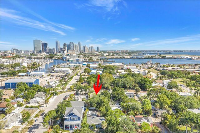 216 16TH AVENUE SE, St Petersburg, FL 33701