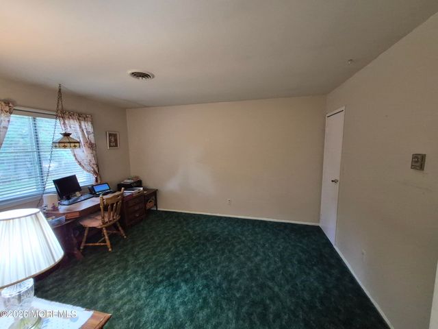 43 Maine Avenue B, Whiting, NJ 08759