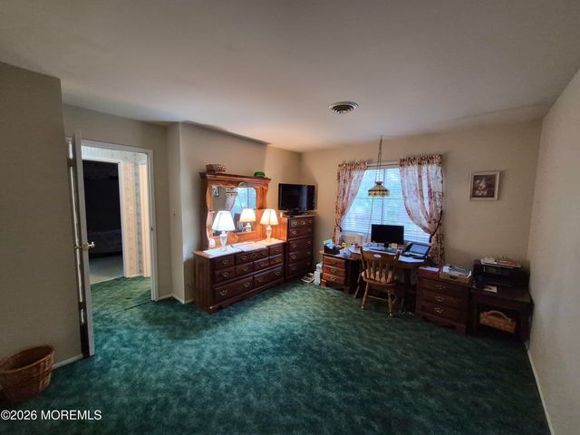 43 Maine Avenue B, Whiting, NJ 08759