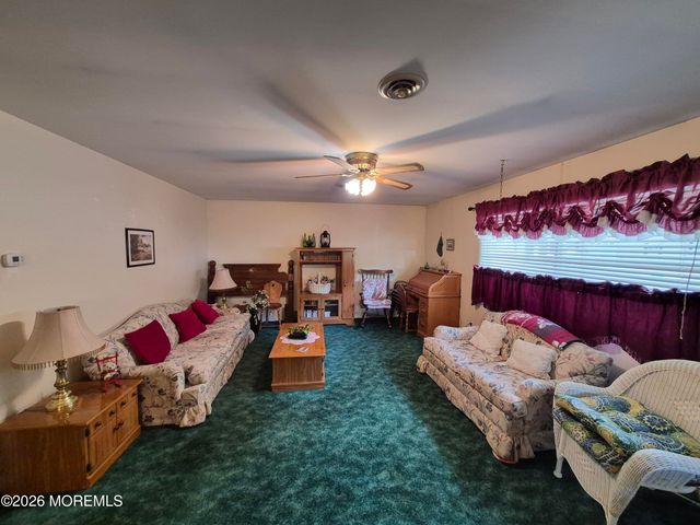 43 Maine Avenue B, Whiting, NJ 08759
