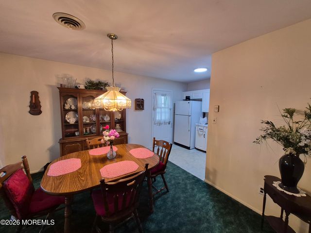 43 Maine Avenue B, Whiting, NJ 08759