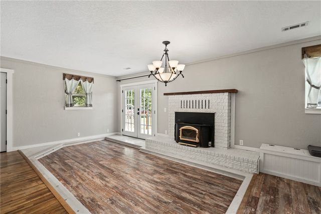 13433 Jenkins Corner Road, Gravette, AR 72736