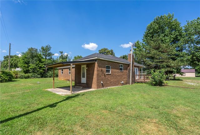 13433 Jenkins Corner Road, Gravette, AR 72736