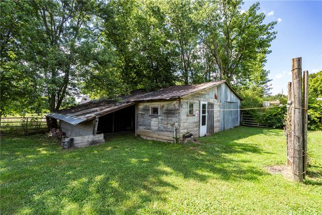 13433 Jenkins Corner Road, Gravette, AR 72736