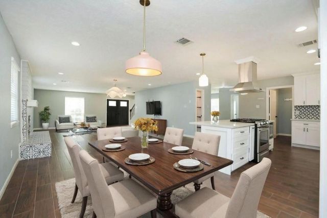 11014 Wickersham Lane, Houston, TX 77042