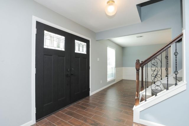 11014 Wickersham Lane, Houston, TX 77042