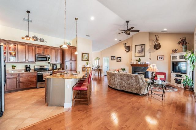 8027 EHREN CUTOFF, Land O Lakes, FL 34639