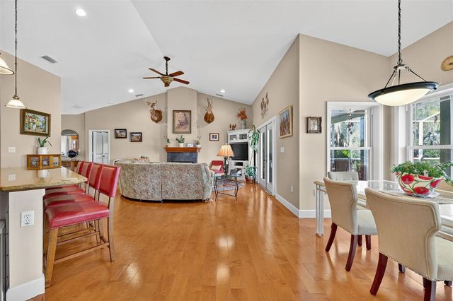 8027 EHREN CUTOFF, Land O Lakes, FL 34639