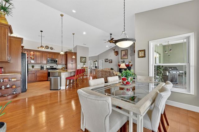 8027 EHREN CUTOFF, Land O Lakes, FL 34639