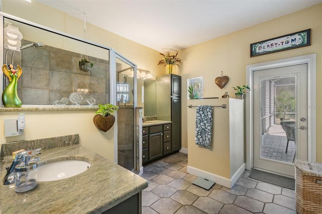 8027 EHREN CUTOFF, Land O Lakes, FL 34639