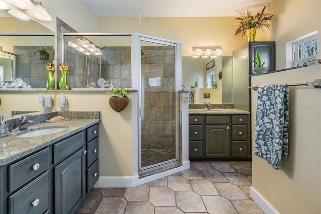 8027 EHREN CUTOFF, Land O Lakes, FL 34639