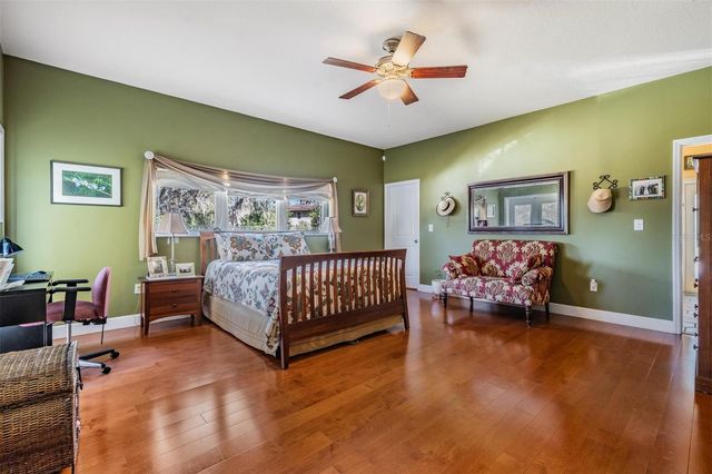 8027 EHREN CUTOFF, Land O Lakes, FL 34639