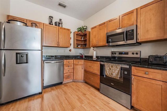 8027 EHREN CUTOFF, Land O Lakes, FL 34639