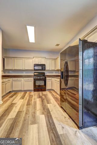 118 Meeting Place Road, Lawrenceville, GA 30044