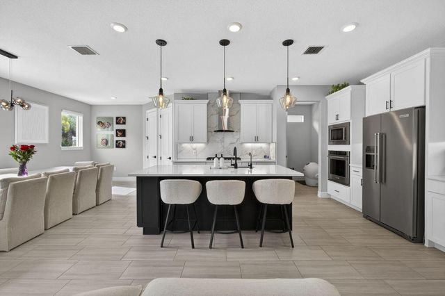 12534 Triumph Lane, Palm Beach Gardens, FL 33412