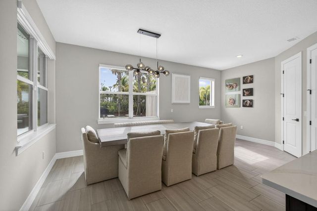 12534 Triumph Lane, Palm Beach Gardens, FL 33412