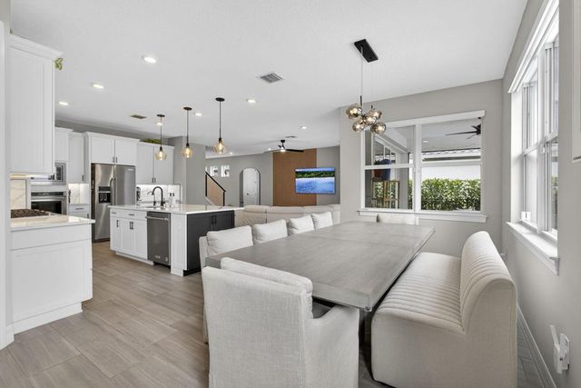 12534 Triumph Lane, Palm Beach Gardens, FL 33412